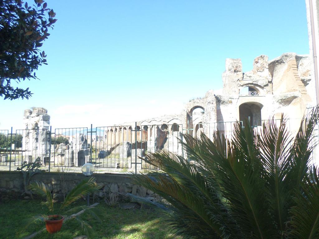 Casa Vacanze Antica Capua ซานตา มาเรีย คาปัว เวเตเร ภายนอก รูปภาพ