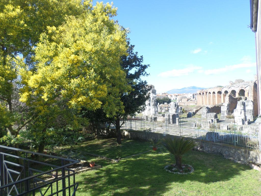 Casa Vacanze Antica Capua ซานตา มาเรีย คาปัว เวเตเร ภายนอก รูปภาพ