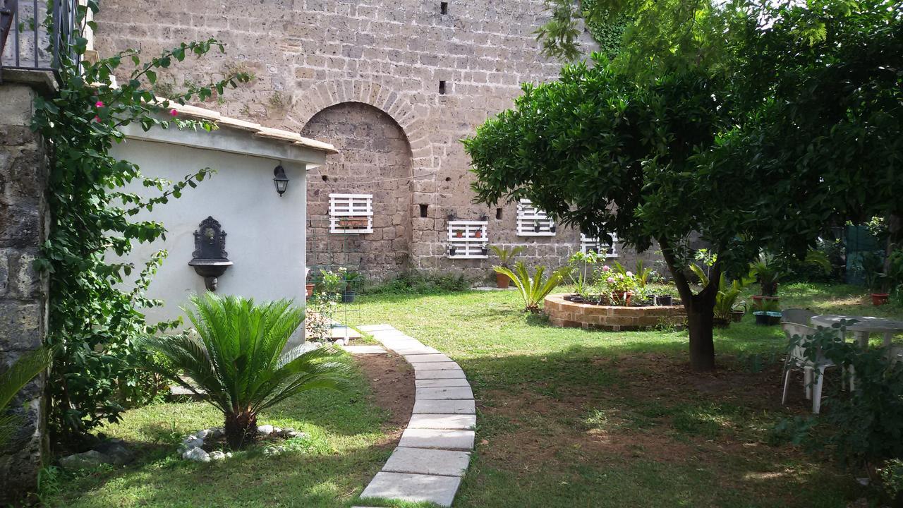 Casa Vacanze Antica Capua ซานตา มาเรีย คาปัว เวเตเร ภายนอก รูปภาพ