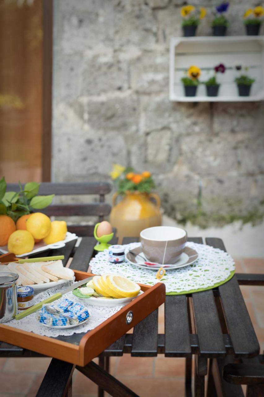 Casa Vacanze Antica Capua ซานตา มาเรีย คาปัว เวเตเร ภายนอก รูปภาพ