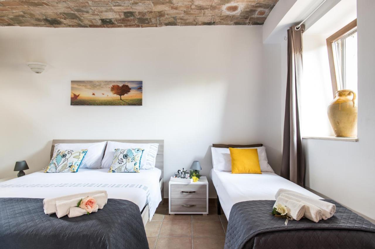 Casa Vacanze Antica Capua ซานตา มาเรีย คาปัว เวเตเร ภายนอก รูปภาพ
