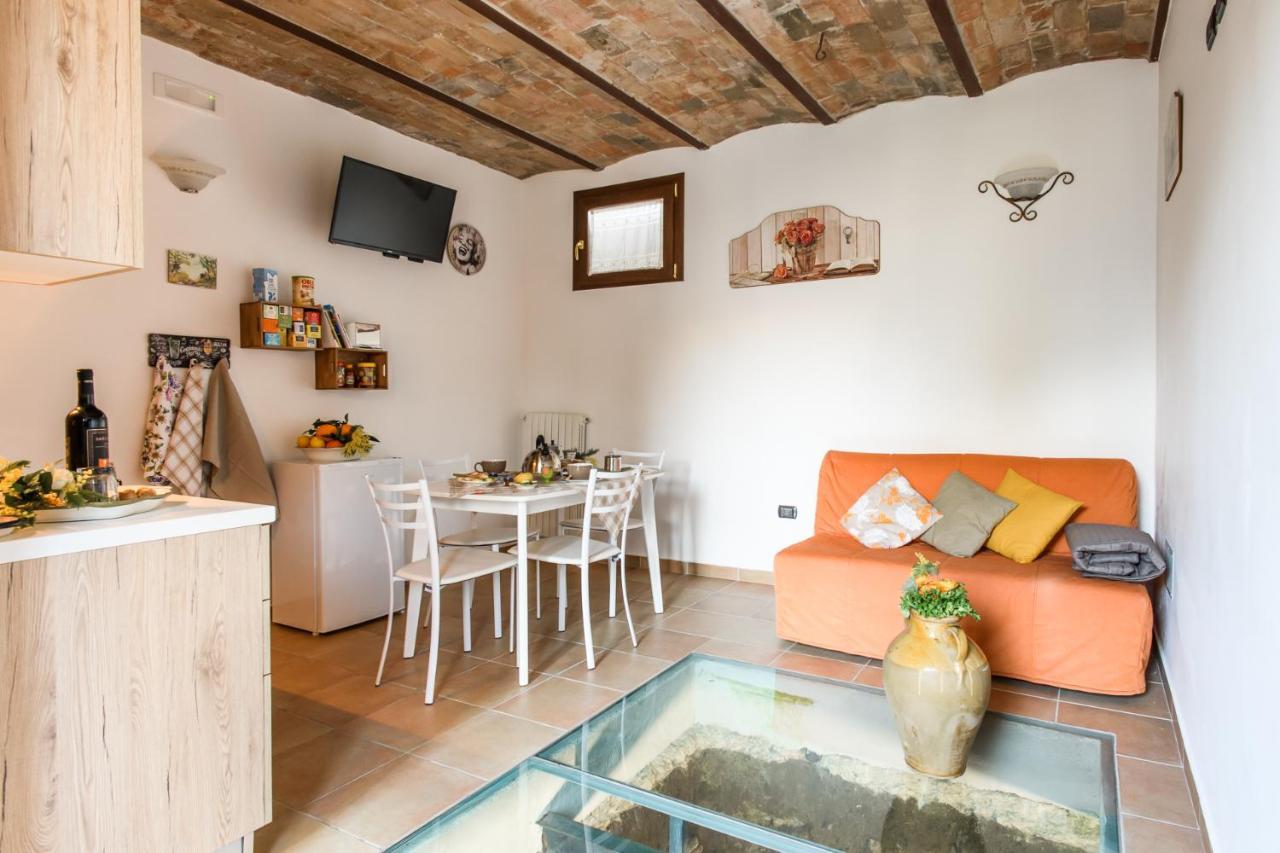 Casa Vacanze Antica Capua ซานตา มาเรีย คาปัว เวเตเร ภายนอก รูปภาพ