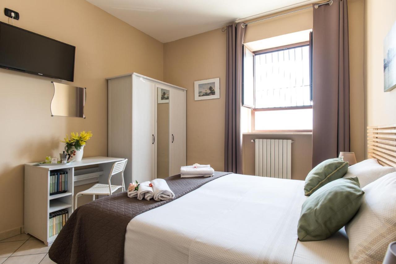 Casa Vacanze Antica Capua ซานตา มาเรีย คาปัว เวเตเร ภายนอก รูปภาพ