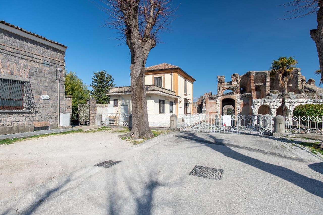 Casa Vacanze Antica Capua ซานตา มาเรีย คาปัว เวเตเร ภายนอก รูปภาพ